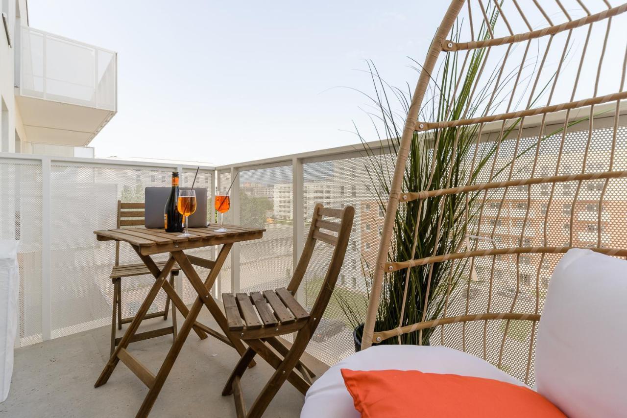 Lumina Premium Apartments With Parking وودج المظهر الخارجي الصورة