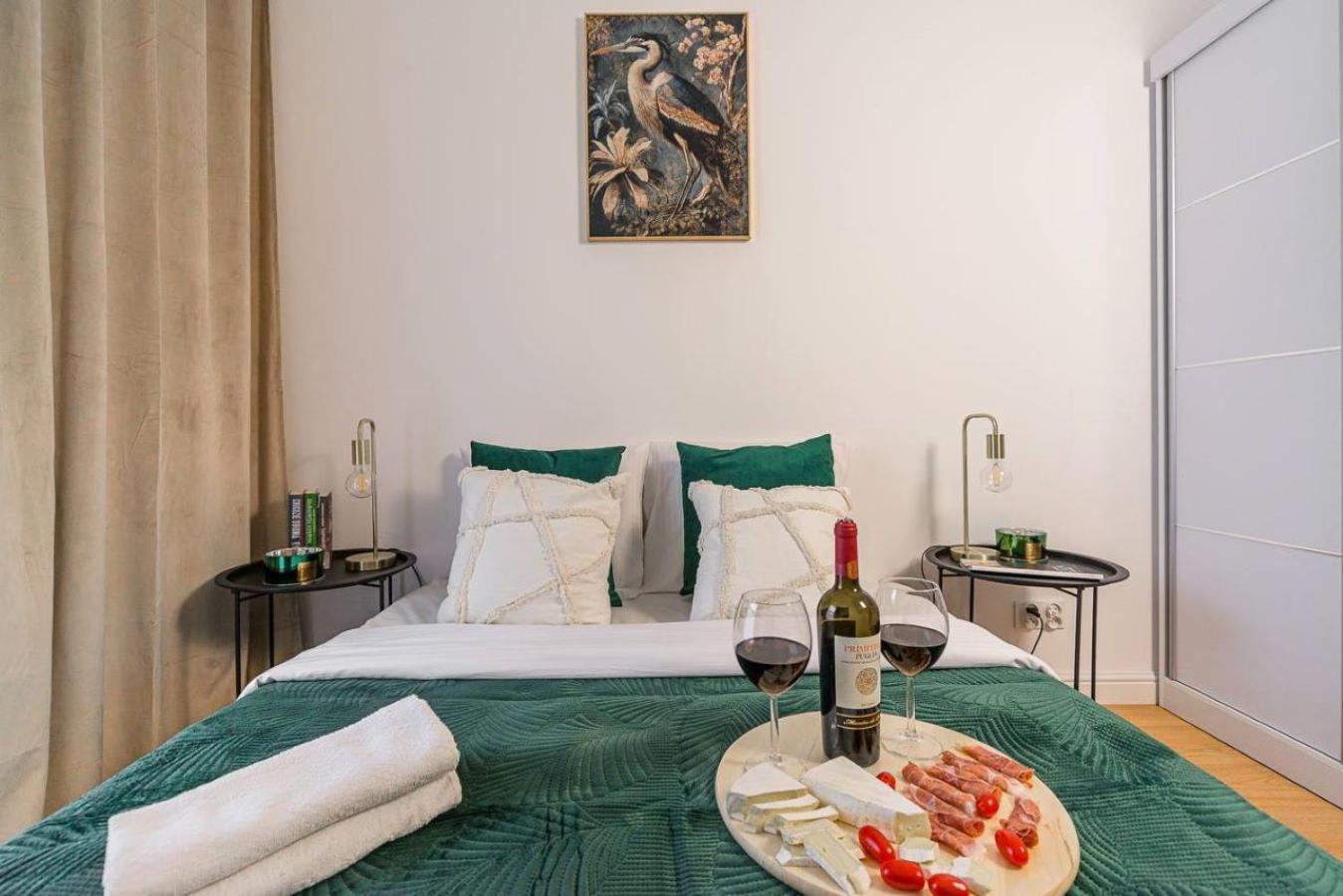 Lumina Premium Apartments With Parking وودج المظهر الخارجي الصورة